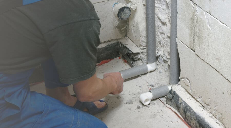 Local expert plumbing services in De Leon, TX